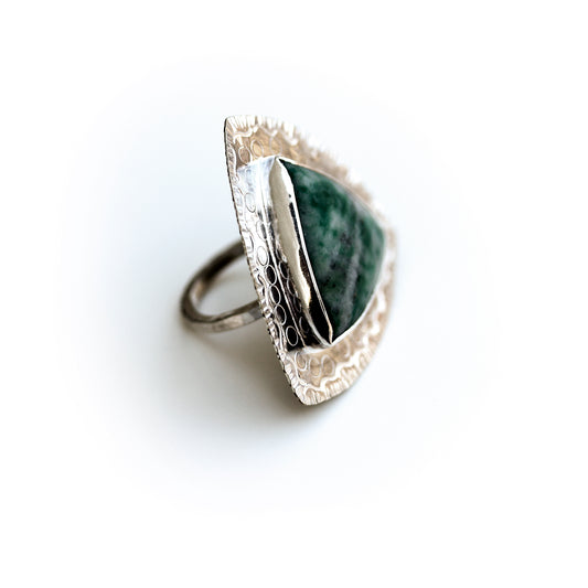 August 21st - Sept 11, 2025 : Jewelry Making Introductory Course (afternoon)