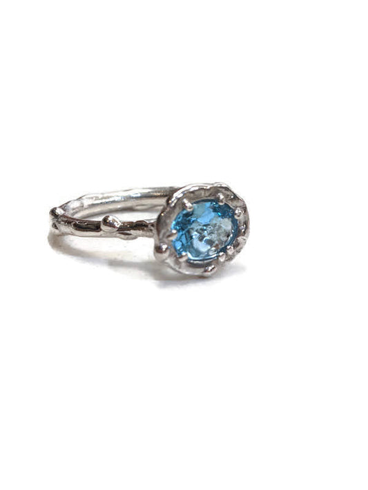 Lanna Ring - Blue Topaz