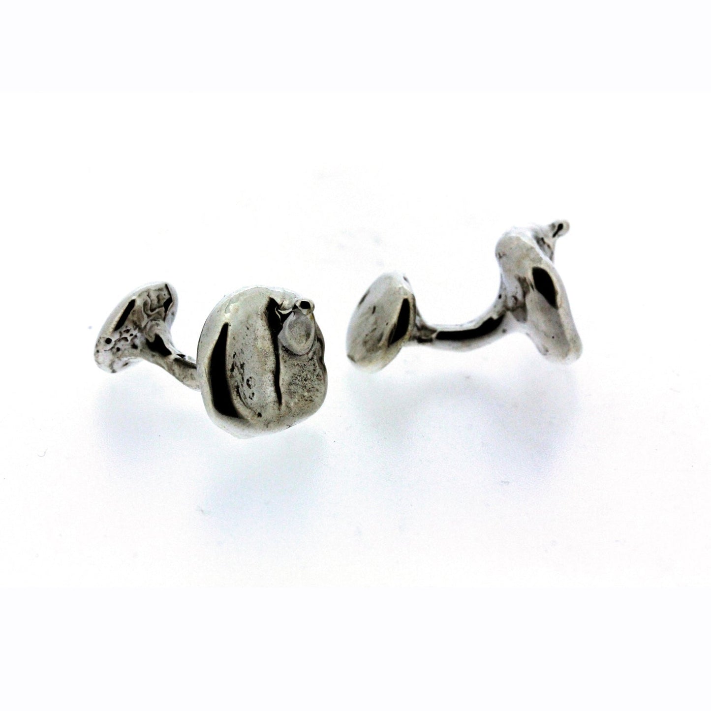 Full view of side of Henry Cufflinks.