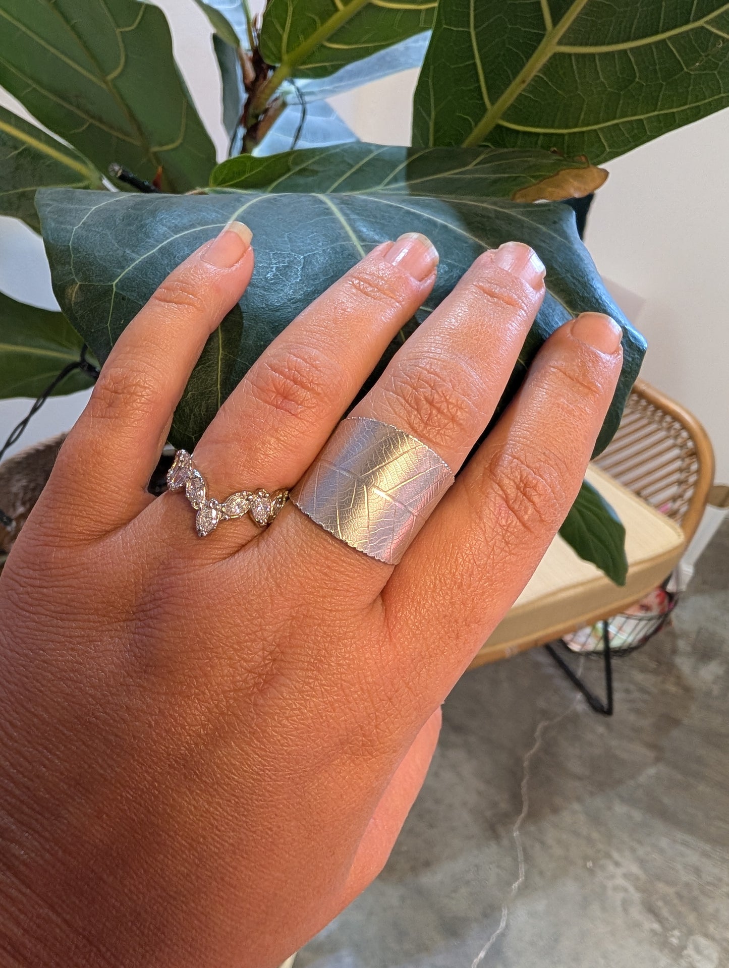 November 6th - November 20th, 2025 :  Jewelry Making Introductory Course (afternoon)