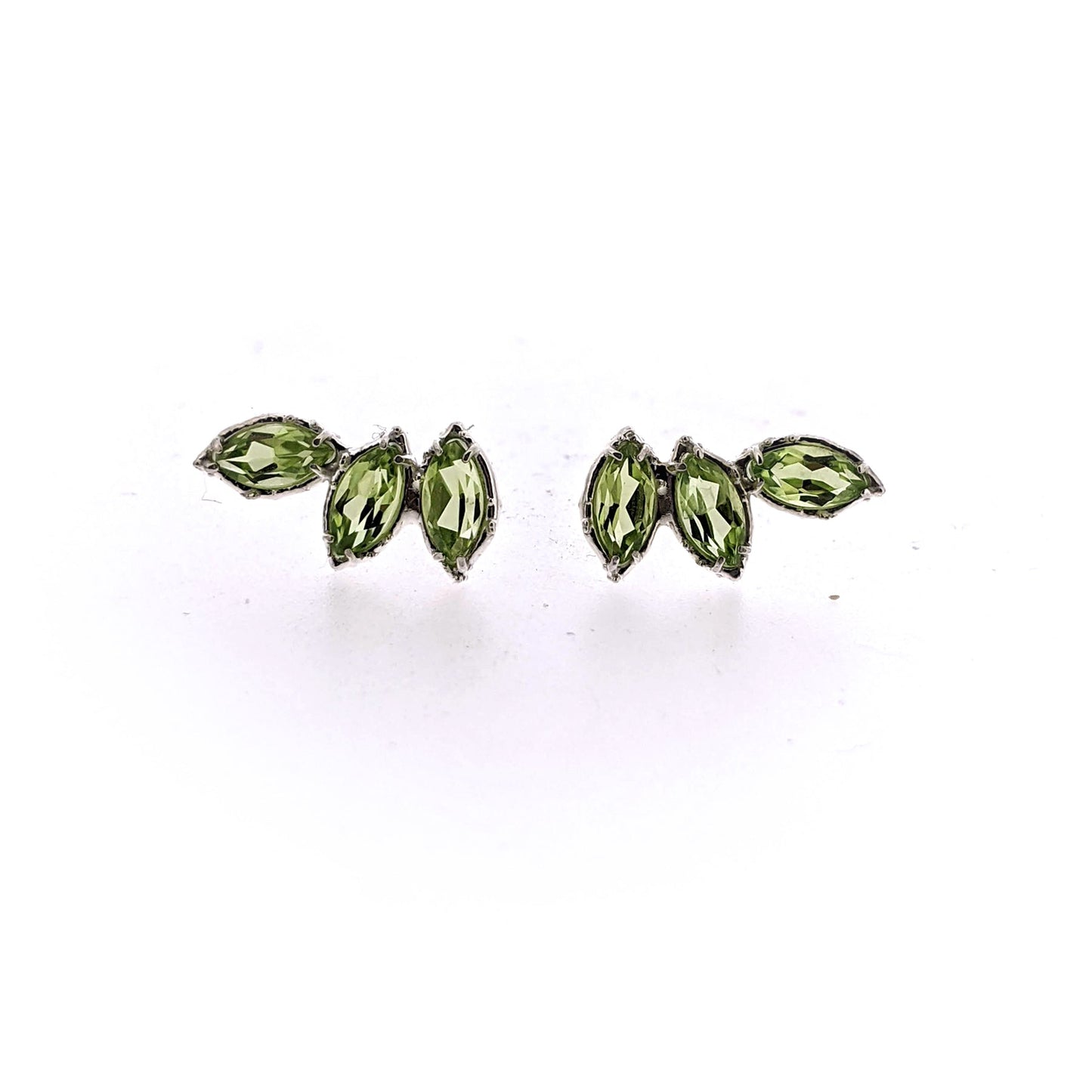 Full view of peridot Cambrye Earring.